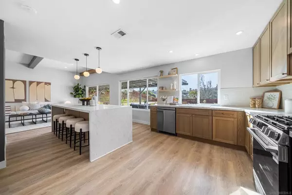 Bonita, CA 91902,4020 Tim St