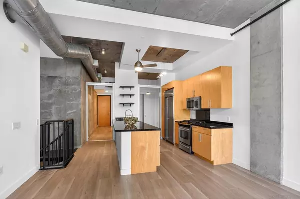 San Diego, CA 92101,1025 Island #202