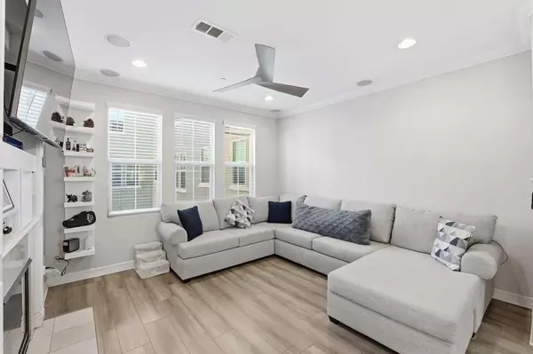 Chula Vista, CA 91913,1830 Crimson Ct #3