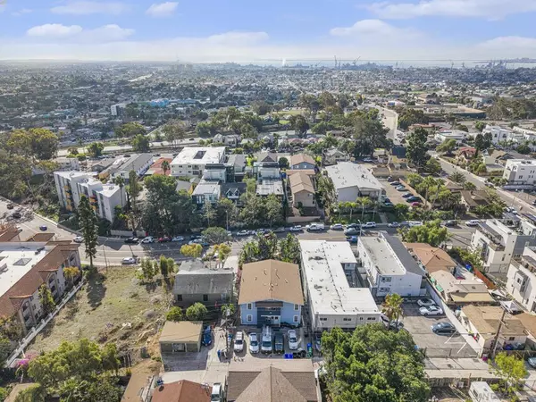 San Diego, CA 92102,3042 48 Broadway