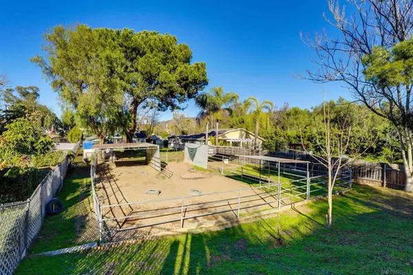 Poway, CA 92064,14153 Ezra Ln