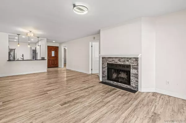 3525 Lebon Drive #104, San Diego, CA 92122