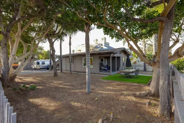 Cardiff By The Sea, CA 92007,2386 Newport Avenue