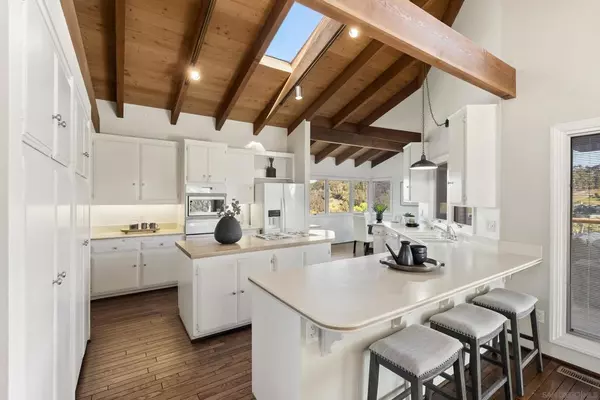 Del Mar, CA 92014,4955 Rancho Viejo Dr