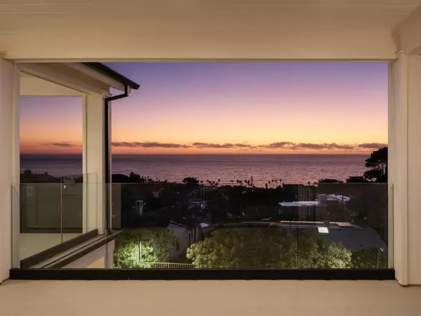 1185 Barcelona Dr, San Diego, CA 92107