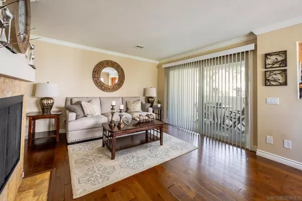 San Diego, CA 92129,13335 Caminito Ciera #89