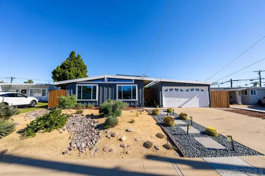 6209 Amber Lake Ave, San Diego, CA 92119