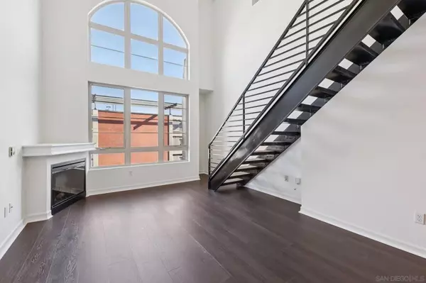 San Diego, CA 92101,1480 Broadway #2621