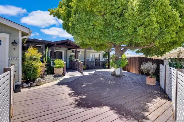 Murrieta, CA 92563,38020 Calle Confite