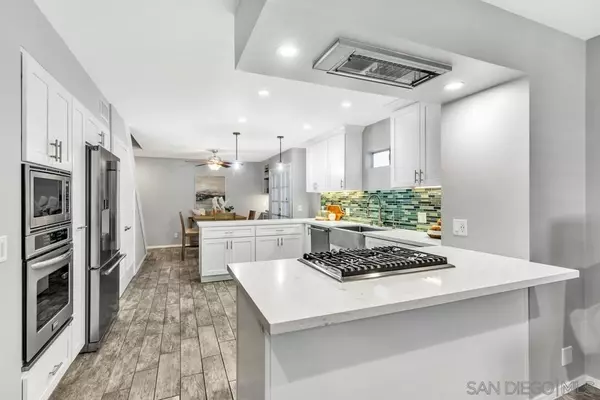 Coronado, CA 92118,465 Orange Ave.