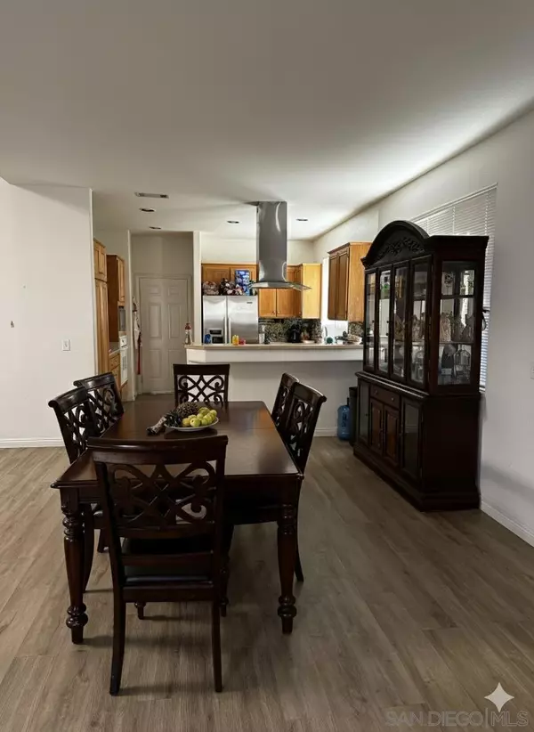 Escondido, CA 92029,1217 Ridgegrove L