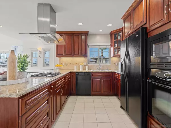 Cardiff By The Sea, CA 92007,2265 Manchester Ave (and 2265A)