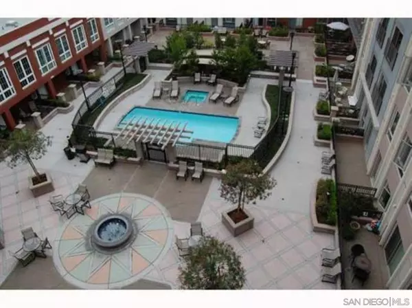 San Diego, CA 92101,445 Island Ave #312