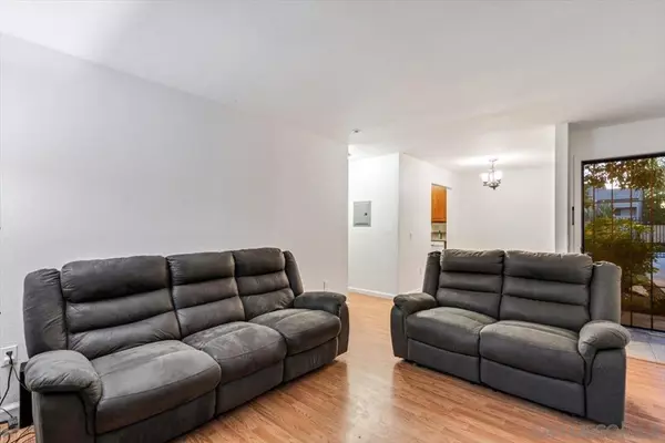 Escondido, CA 92026,1350 N Escondido Blvd #37