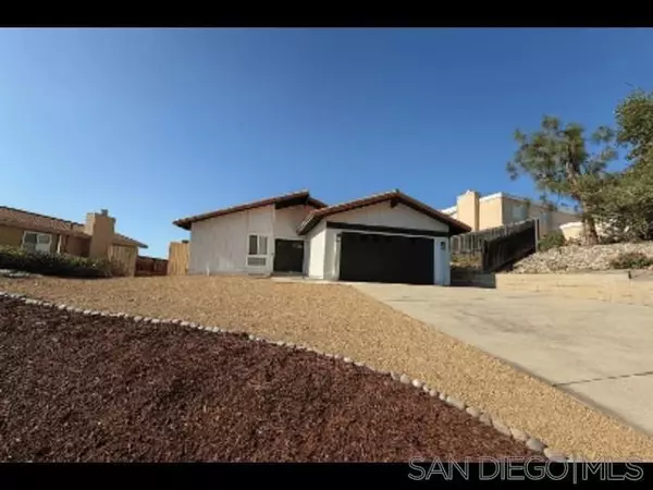 San Diego, CA 92120,7492 Margerum Ave