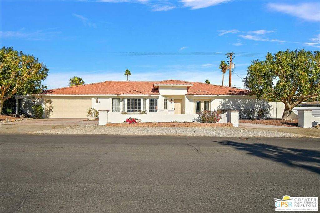 378 W Cortez RD, Palm Springs, CA 92262