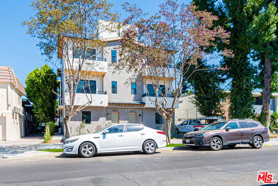 10847 Morrison ST, North Hollywood, CA 91601