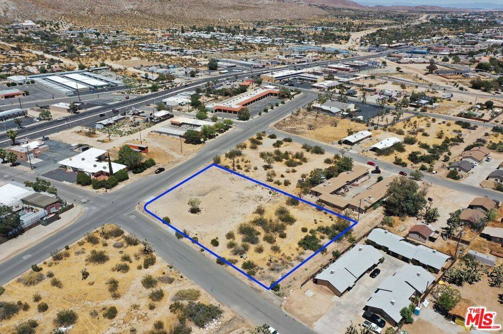 Yucca Valley, CA 92284,7405 Cherokee TRL