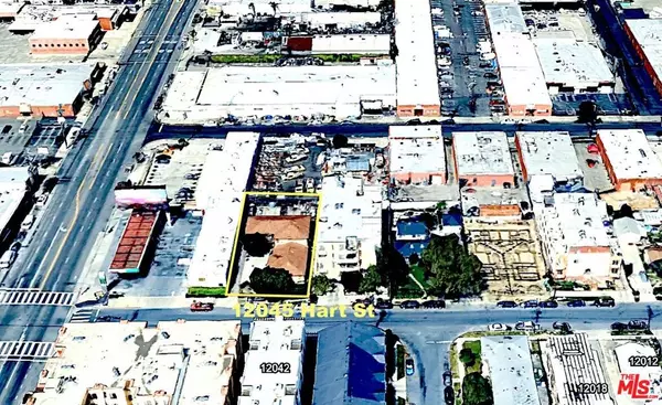 North Hollywood, CA 91605,12045 Hart ST