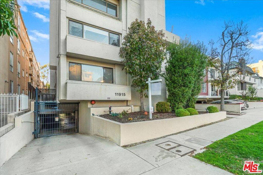 11915 Gorham AVE #9, Los Angeles, CA 90049