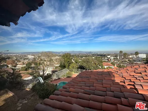 View Park, CA 90008,3627 Aureola BLVD