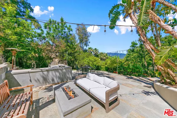 Malibu, CA 90265,1876 Lookout RD