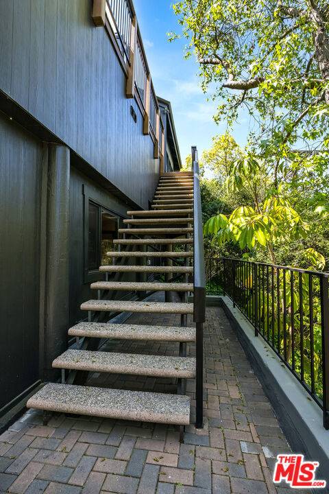 Glendale, CA 91206,3000 Cornwall DR