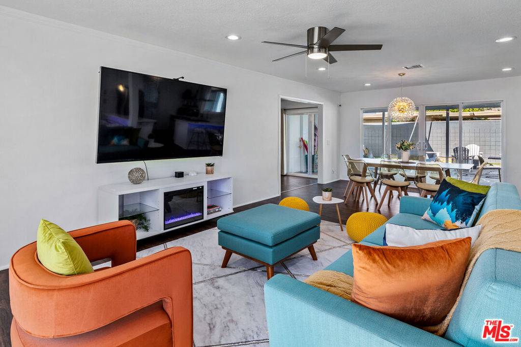 Palm Springs, CA 92262,980 N Buttonwillow CIR