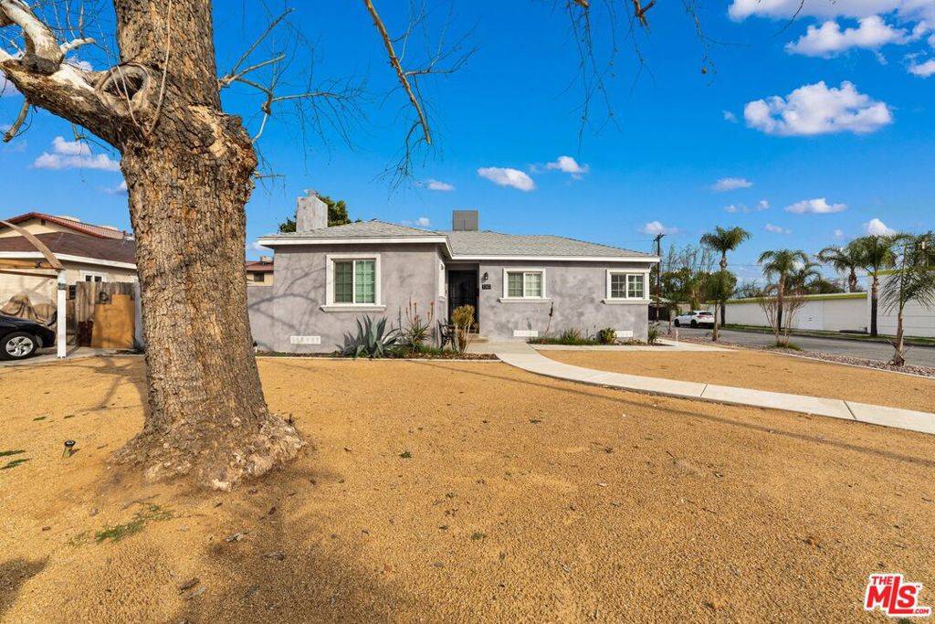 San Bernardino, CA 92405,3307 N E ST