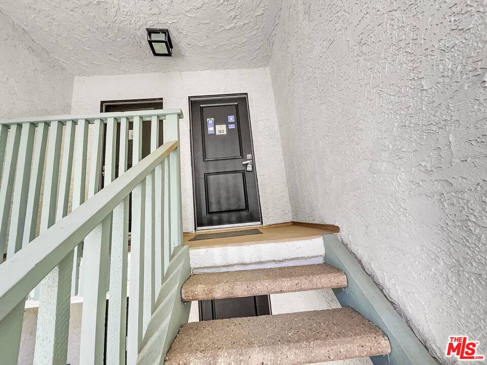 Calabasas, CA 91302,4712 Park Granada #183