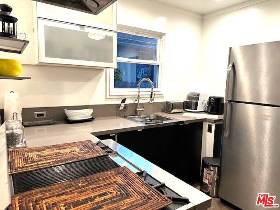Venice, CA 90291,2429 Mckinley AVE