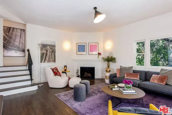 Los Angeles, CA 90068,3487 Oak Glen DR