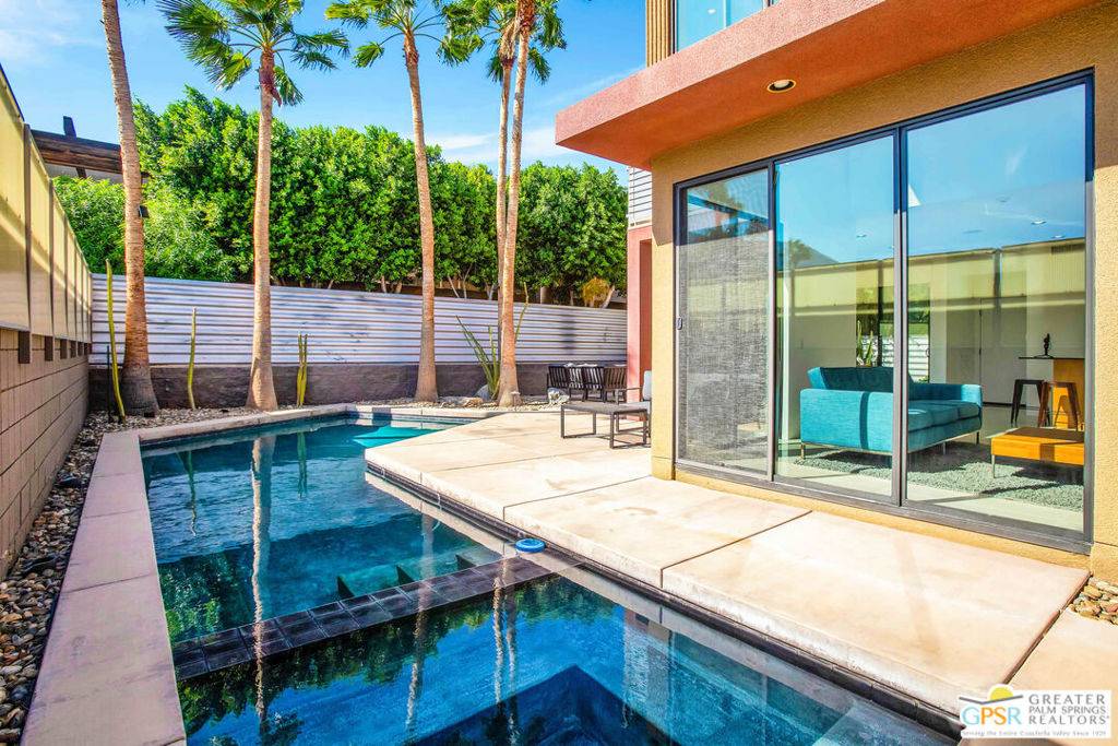 Palm Springs, CA 92262,353 Cheryl DR