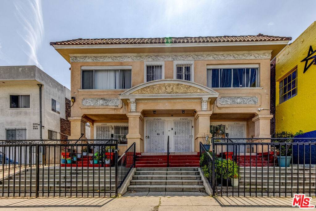 2324 W Washington BLVD, Los Angeles, CA 90018