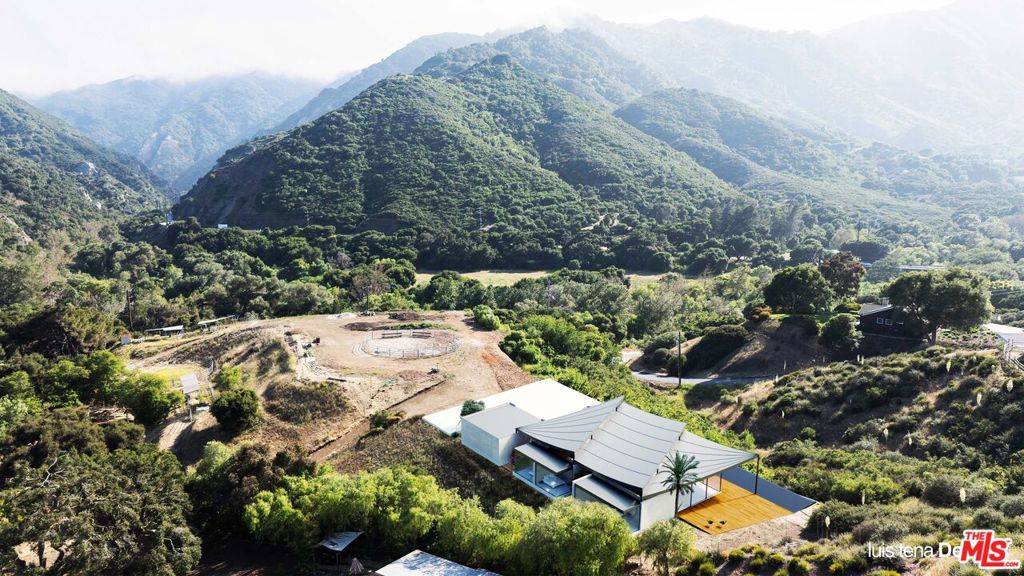 597 Mountain Green DR, Calabasas, CA 91302