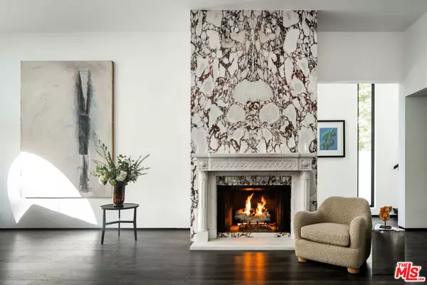 810 N Orlando AVE, West Hollywood, CA 90069