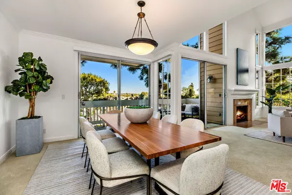 4342 Redwood AVE #C309, Marina Del Rey, CA 90292