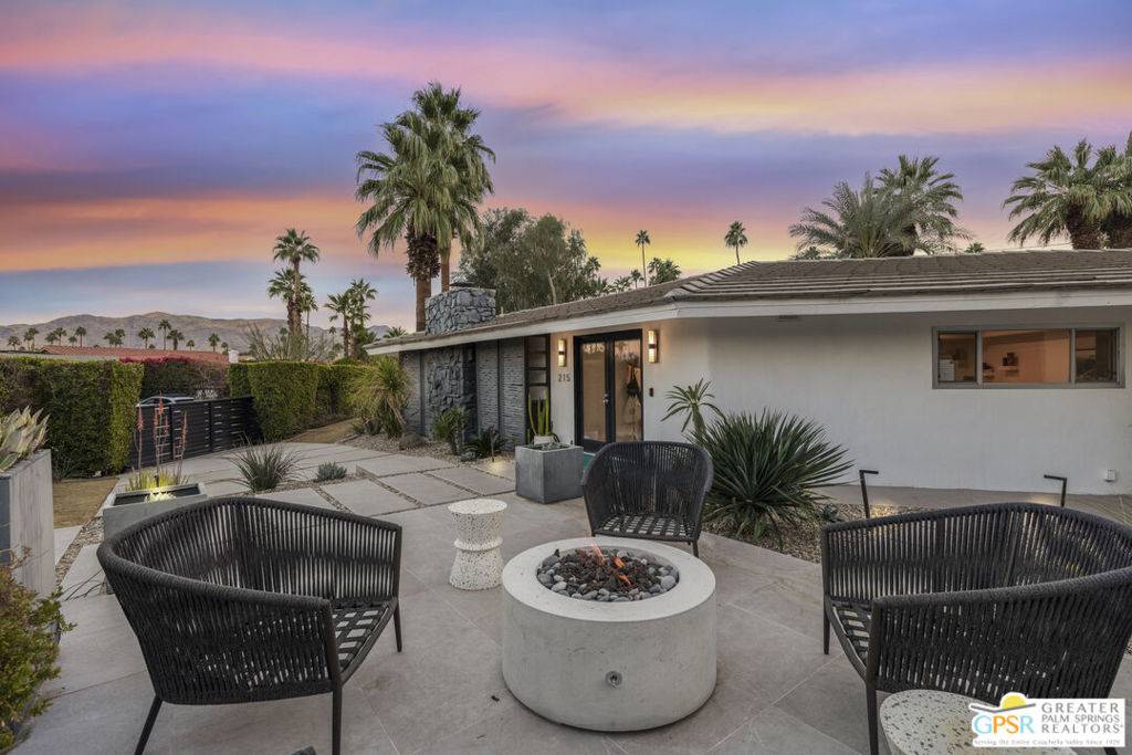 Palm Springs, CA 92264,215 W Camino Alturas