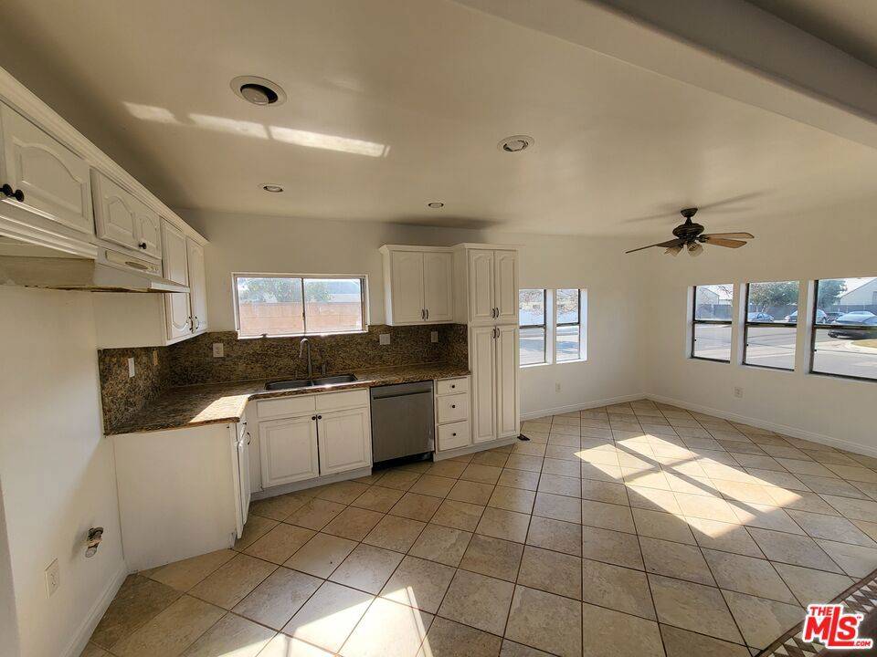Glendora, CA 91740,1760 S Vecino AVE