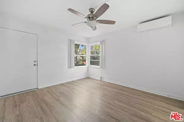 Los Angeles, CA 90025,1728 Granville AVE #1728