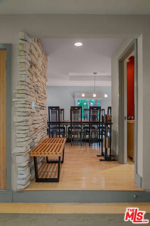 Sherman Oaks, CA 91423,13477 Contour DR