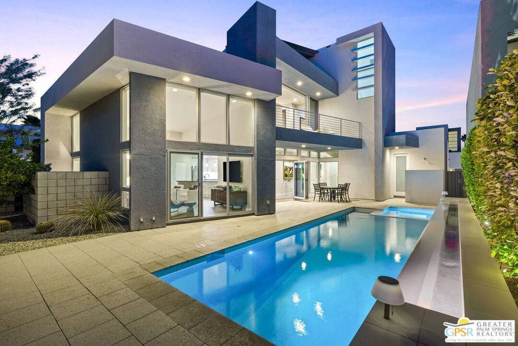 431 Suave LN, Palm Springs, CA 92262