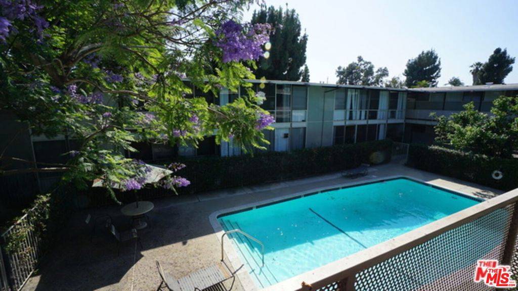 Los Angeles, CA 90034,11133 Rose AVE #10