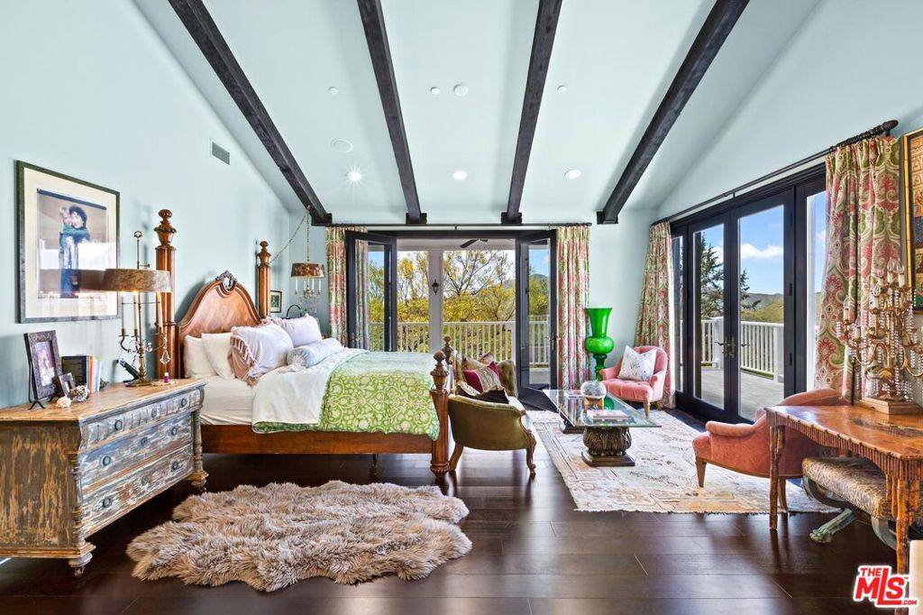 Malibu, CA 90265,182 N Kanan Dume RD