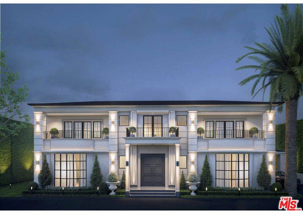 917 N Crescent DR, Beverly Hills, CA 90210