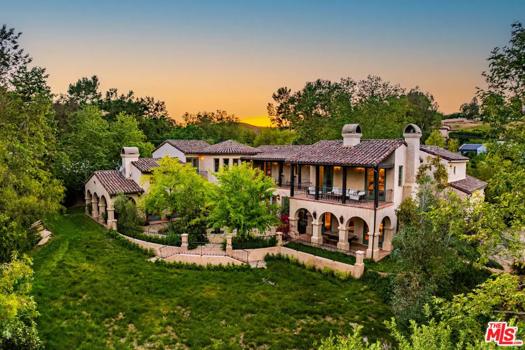 Agoura Hills, CA 91301,5850 Lapworth DR