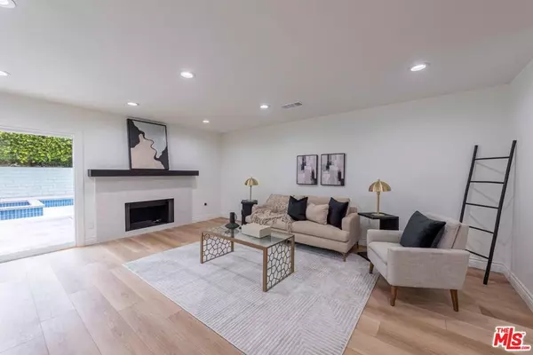 Agoura Hills, CA 91301,29045 Hollow Oak CT