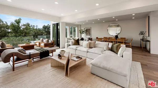 505 S Barrington AVE #310, Los Angeles, CA 90049