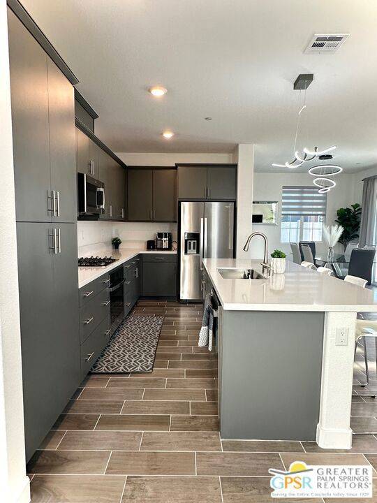 Palm Desert, CA 92211,76261 Oxford LN