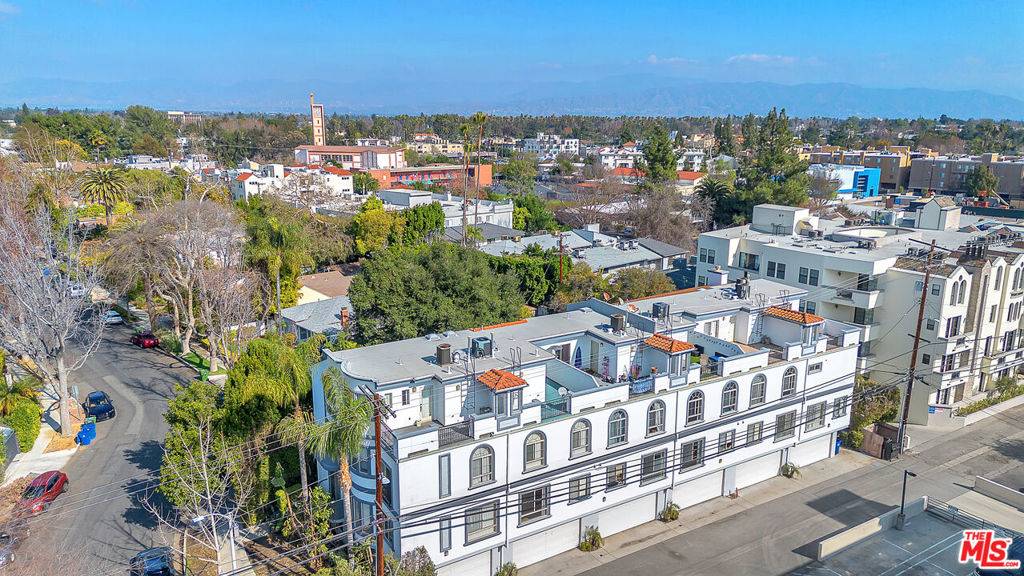 Sherman Oaks, CA 91423,4212 Greenbush AVE